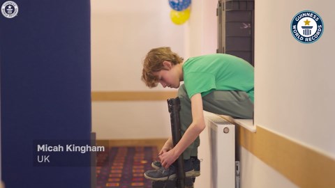 Make-A-Wish kid has dreams come true as he sets cubing world record