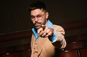 Vo filme Duchoň zaznie nová verzia piesne Čardáš dvoch sŕdc. Stojí za ňou Adam Ďurica