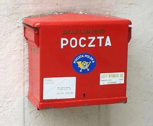 Poczta Polska podnosi ceny usług. Sprawdź, za co zapłacisz więcej