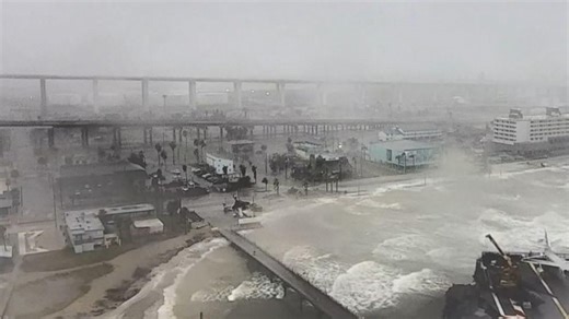 Tropical storm Harold moves into Texas