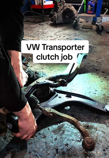 🚐 VW Transporter clutch job While everything was apart we found wear in the suspension 👀 So we replaced: 🔧 Lower suspension arms 🔧 Anti-roll bar bushes Fixing issues properly and saving labour later. #VWTransporter #T5 #MechanicLife #GarageLife #AMS