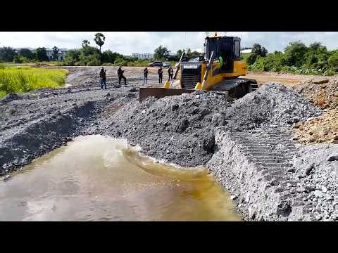 Exquisite Surface In Lake Was Stone Filling, Equipped Bulldozer, Dump Truck Transport Stone to Great