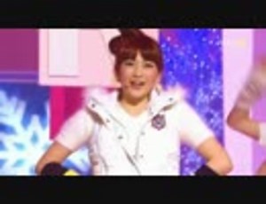 Kara - Pretty Girl (Live) 081206