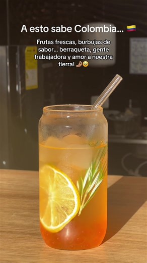 Celebra el Orgullo Colombiano en Selva Bubble Drinks