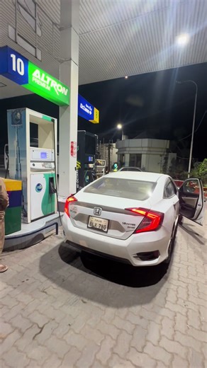Kha ha mahyngai🤣#funny #foryoupage #civic#reloadfuel#viraltiktok