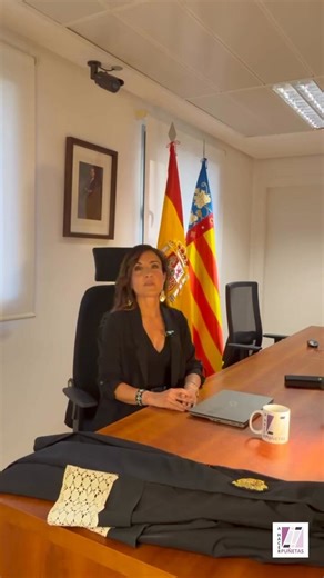 La verdad es que estos vídeos planteando como problemas insuperables y pautas organizativas a las que Sus Señorías nos dicen que les va a resultar imposible adaptarse, cuando es como funciona cualquier burocracia mínimamente compleja, dan que pensar… sobre sus capacidades.