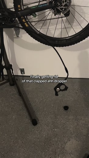 Lion's Bike Disassembly: Tracking the Clapped Dropper