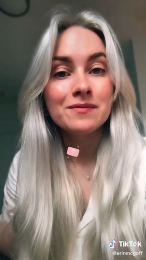 learning email etiquette is an easy way to set yourself apart 👩🏼‍💻💕 #careertips #careertiktok #email #learnontiktok #edutok #tiktoktaughtme