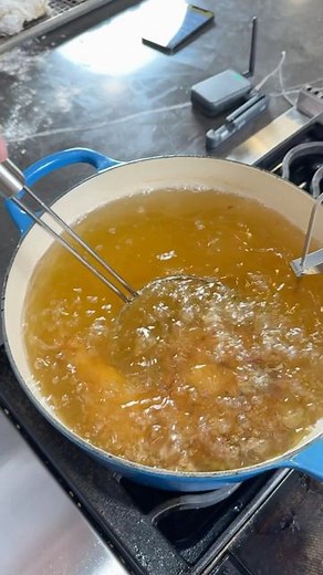 ThermoWorks | Can RFX MEAT Wireless Probe be submerged in a deep fryer and stay connected? 👀 | Instagram