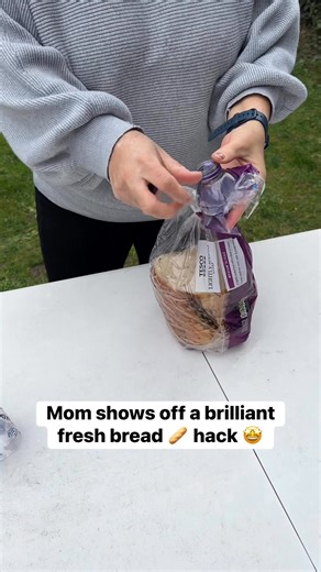 Mom shows off fresh bread hack 🤩 | Charlie Davis