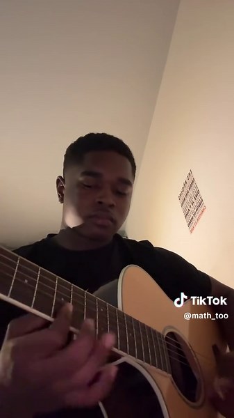 Kalash Plezi: Apprenez à Jouer à la Guitare