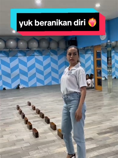 Open Registration for KelasModelling.id Batch 3 - Bali INTENSIVE CLASS! Kelas akan dilaksanakan pada Hari: Minggu Tanggal: 11 Januari 2026 - 24 Mei 2026 Waktu: 10.00 - 12.00 Lokasi: EVOXE Studio Materi yang akan dipelajari: •Catwalk Class •Makeup Class •Photoshoot Session •Public Speaking Class •Kelas Kepribadian Peserta Terbaik akan mendapatkan kesempatan menjadi model di Fashion Show! ✨✨✨ Untuk info lebih lanjut atau pemesanan seat, hubungi WhatsApp: 0878-7143-4548 #modellingschool #catwalk #c