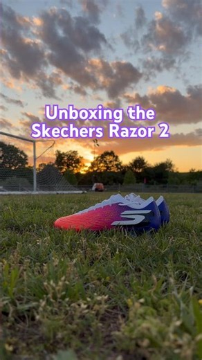 Unboxing the Skechers Razor 2, Sunset pack