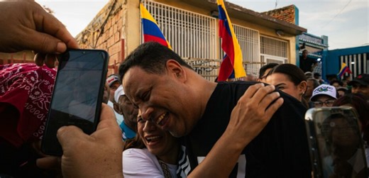 Rafael Ramírez se reencuentra con los marabinos en Santa Lucía a menos de 48 horas de su liberación