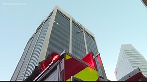 VIDEO: JFRD saves two window washers in high-rise rescue in downtown Jacksonville