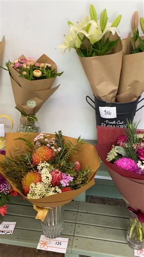 What’s on for the weekend? Did I mention Peony Roses 🌸 | Podgers Flowers