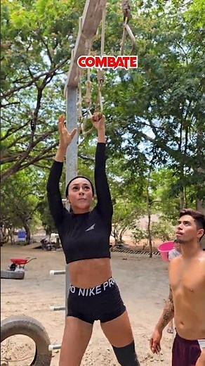 Wow! Mira como esta chica Pasa este desafío