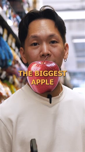 SUSHII | On the hunt for SG’s chonkiest apple! 🍏 Drop it at moomoo’s first ever physical store at 313@Somerset from 8-22 Nov and WIN a full AAPL... | Instagram