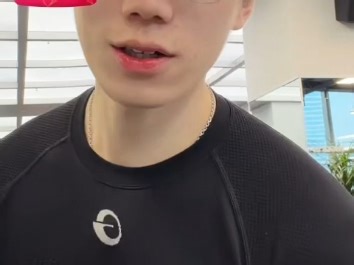 12y 白嫩眼镜肌肉男 1.2