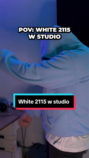 Czekacie na czwartek? Piosenka White 2115
