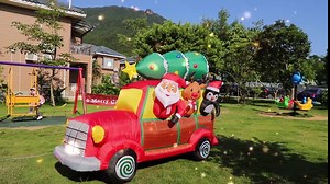 8 FT Christmas Inflatable Car with Santa Claus, Christmas Tree, Elk, Penguin, Blow Up Outdoor Decoration with Built-in Lights, Lovely Xmas Van for Holiday Yard Lawn Garden Display Party Festival Decor