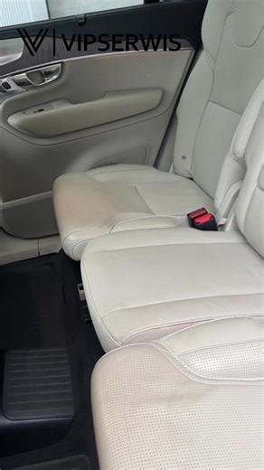 Część druga Upgrade Volvo XC90 z wersji 6 osobowej na 7 osobową. Montaż środkowego fotela oraz instalacji elektrycznej z programowaniem. #serwisvolvo #volvocars #xc90 #upgrade