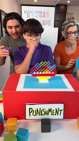 Block stack chaos balance challenge