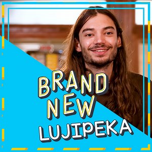 Rencontre avec Lujipeka, anciennement Columbine, qui se lance en solo avec son album fraîchement sorti « Montagnes Russes ». 🎢 De ses débuts en collectif à sa carrière solo en passant par sa relation avec sa famille et ses fans, le rappeur rennais nous a dévoilé son univers urbain personnel et affirmé. | CSTAR