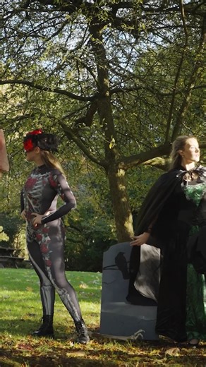 🎃👻 Paignton BOO! starts TOMORROW ! 🧟‍♂️🦇 From 25–31 October, Paignton Zoo transforms into a haunted haven packed with thrills, chills, and wild adventures for the whole family! 🧟‍♂️ Help the Zombie Zookeeper find his missing friend, Sayang, on a spooky trail full of creepy characters and clues 🎭 The trail is followed by a hauntingly fun stage show with songs, frights, laughs, and surprises! 🧪 Enrol in Spook School and get crafty with eerie activities 🎨 Get your spooky look with on-site f