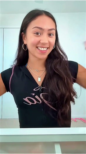 She Applied Trend To Her Hair 😳🔥