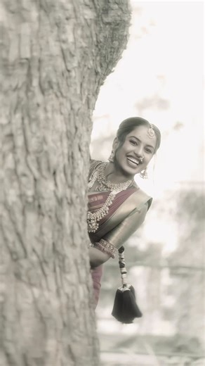 🅐︎🅒︎🅒︎🅗︎🅤︎🔰🦅 on Instagram: "Event by-@puneethevents 📸 MUA -@makeup_by_ashuu_111✨ Hair- @makeupbypavithrahassan jewellery- pavithra makeup studio Hassan❤️ Vedio credit- @brand_me_cs_ ❤️ Editor - @_____manu_07 ❤️ #makeup #photography #edits #bridalmakeup #Instagram"