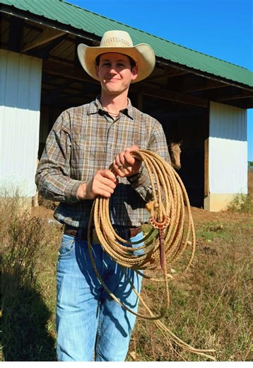 Making a Rawhide braided Reata or Riata from beginning to completion. #leathercraft #leathercrafts #leathercrafting