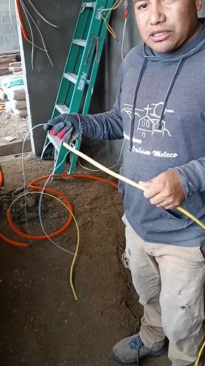 Técnica para jalar cables con la guia #trabajo #construccion #tutorial #tips | El constructor en proceso