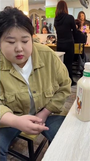 Brother snatched boba tea cold drink from fat sister.