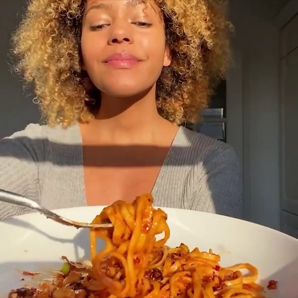 Gochujang Peanut Noodles