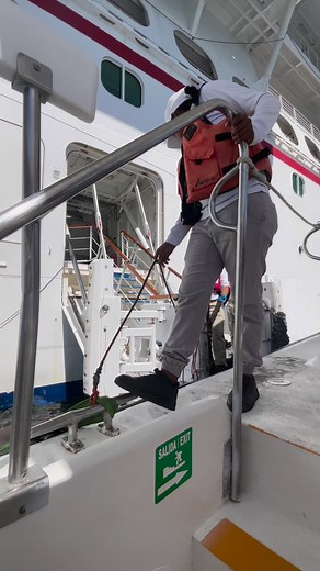Water shuttle service in Cabo on the Carnival Panorama. | Alex Roberson