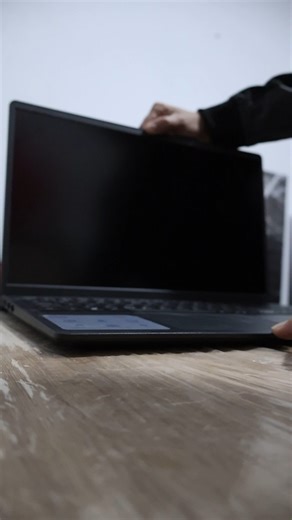 Compu Center | 🎩Así sucede la magia en Compu Center Detrás de cada equipo hay un proceso, personas y atención al detalle. Eso es lo que hacemos todos los... | Instagram