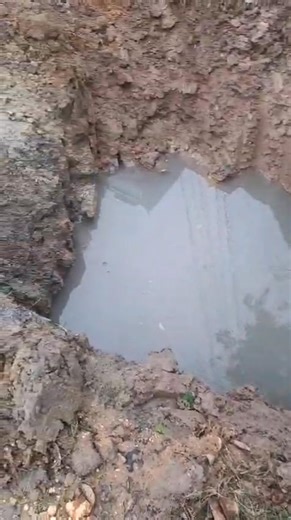 𝐃𝐢𝐬𝐫𝐮𝐩𝐭𝐢𝐨𝐧 𝐍𝐨𝐭𝐢𝐜𝐞 - 𝐑𝐞𝐠𝐢𝐨𝐧 𝟑 Customers in the following areas are unfortunately affected: 📍Patentia 📍Free & Easy 📍Vriesland 📍Vive-La-Force 📍Sisters 📍G.Intent 📍La Retraite 📍Stanleytown 📍Belle Vue 📍La Grange 📍Bagotville 📍Nismes 📍No. 2 Canal These areas are served by the Wales Water Treatment Plant. The disruption which you are experiencing to your water supply is due to a broken 6-inch transmission main in Vriesland. The contractor team has been mobilized and an