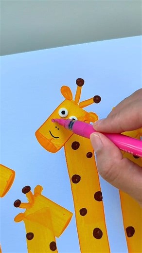 1.9M views · 14K reactions | Use cardboard and paint to draw a beautiful creative giraffe painting漣️ #crafting #painting #handmade #papercrafting #handicrafts | Art, Crafts and Journals | Facebook