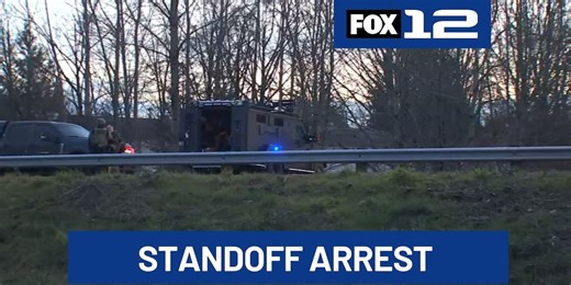 Portland police arrest man after standoff along NE 82nd Avenue