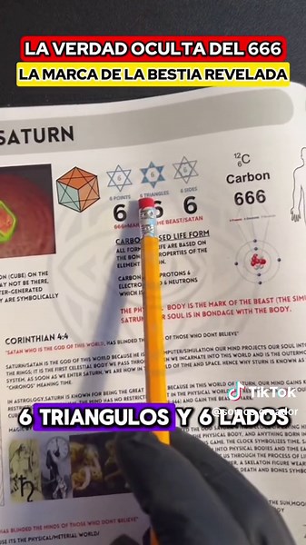 Descubre la verdad detrás de Satanás, Saturno y el 666, la marca de la bestia. 🌌🌀 En el polo norte de Saturno, el cubo de seis lados forma una estrella de seis puntas, simbolizando 6, 6, 6. El cuerpo humano está hecho de carbono con seis protones, seis electrones y seis neutrones. 🧬✨ La Biblia dice: