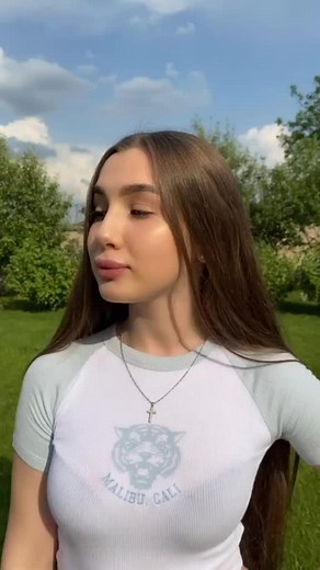 Fashion Transformation: Striking Outfit Changes