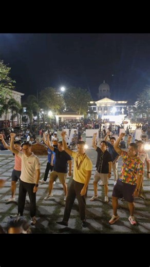 Pamulinawen street dance Tiktok entry of 2026: Yung nakisabay lang kayo sa street dance parade ng Laoag kasi nainggit kayo. 🫰💜 Sometimes you just have to learn to dance to the music.. and live happily. Life is full of challenges.. and oftentimes we find ourselves buried in work that we forget to have fun. But who said public service can't be fun, probably just didn't know real public service. Pampagood vibes lang ngayong valentine's day. #BokalsATwerk | Hanson Chua