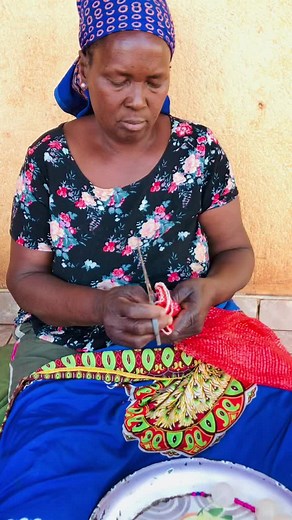 She’s making the earrings out of this waste products… let’s follow the process n see the final product