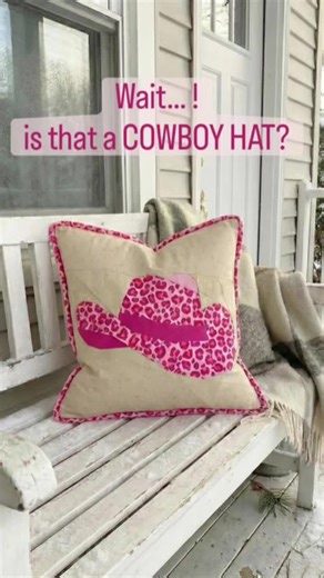 🤠✨ Cowboy hats, bold prints & modern quilting vibes! . Week 2 of our Cowboy Hat Quilt-Along is officially in full swing and quilters are turning this fun quilt block into everything from statement pillowcases to eye-catching quilt blocks , @Mojave Farms Quilting Company yes, even in pink leopard print 🐆💕 This paper-pieced cowboy hat quilt block is perfect for: • Western-inspired quilts • Rodeo & cowgirl decor • Scrap-busting projects • Modern statement pillows Whether you love southwestern qu