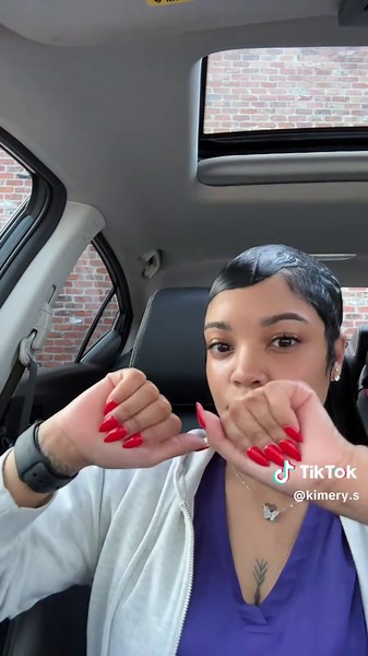 Mastering the Art of Red Nails: A Style Guide