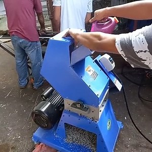 Watch our powerful Plastic Shredder V4 in action! ♻️ This beast effortlessly turns recycled plastics—like HDPE bottle caps—into uniform flakes, ready for transformation into new products . A game-changer for sustainable manufacturing! Who's now ready to shred some waste ? #PlasticRecycling #ShredderV4 #SustainableTech #EcoInnovation" | Precious Plastic Philippines | Facebook