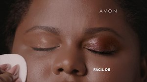 Você sabia que a Máscara Alongadora Avon Supreme é super fácil de remover? Seja com algodão ou lencinho demaquilante, você não precisa esfregar os olhos para retirar o produto. E o melhor de tudo é que nenhum cílio fica pra trás! MC Carol já aprovou e agora é sua vez de experimentar
