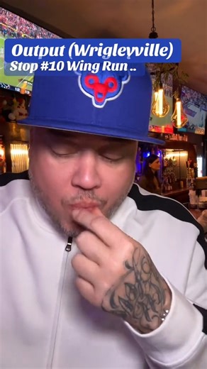 @Output Lounge & Sports Bar 3720 N Clark St, Chicago, IL 60613 Too many times, my followers have s | Foodwithfoxcito