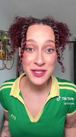 Styling Curly Hair with Combat Gel and Fenty Hair | Tutorial by Trulee Rodney